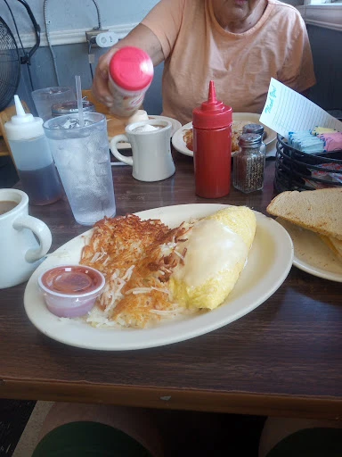 D & M Diner photo 1